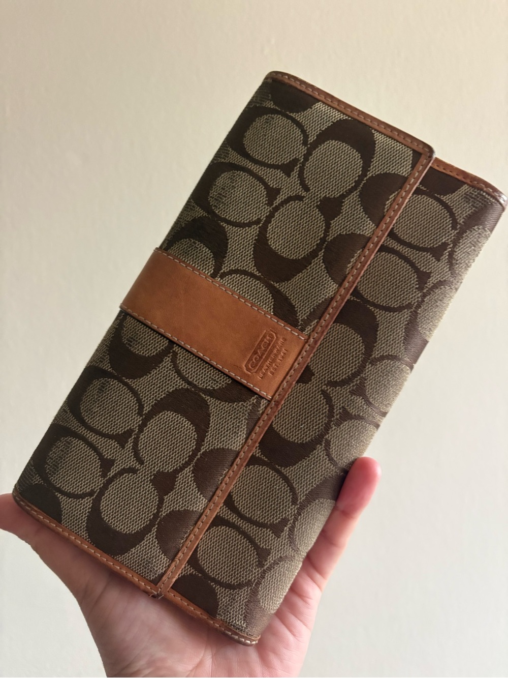 Handheld Wallet Clutch